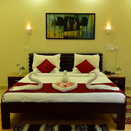 Kstdc Hotel Mayura Valley View มาดิเครี ภายนอก รูปภาพ